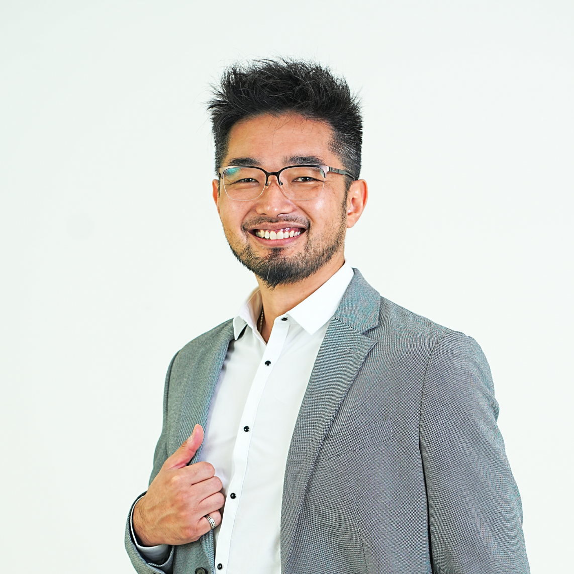 adam_yuzo